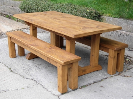 6' x 4' Pie table with 2 6' benches